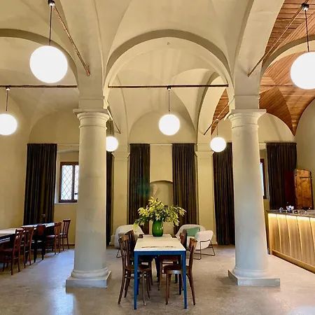 Lo Scudaio Palazzo Marchionneschi * Montescudaio