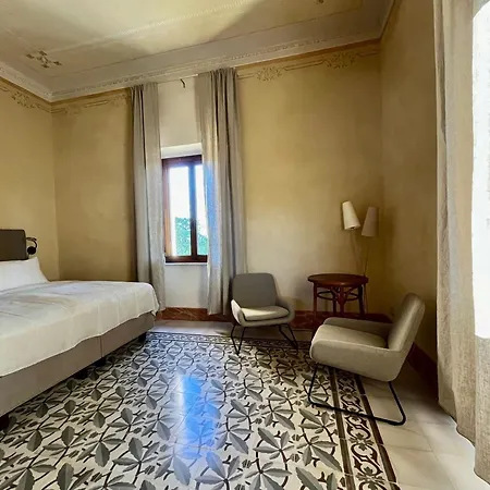 Lo Scudaio Palazzo Marchionneschi Bed & Breakfast *